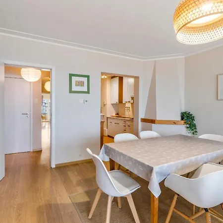 Zonnig Familie App Op Zeedijk Met Zeezicht Voor 6p Apartment