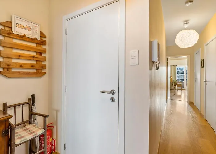 Apartment Zonnig Familie App Op Zeedijk Met Zeezicht Voor 6p